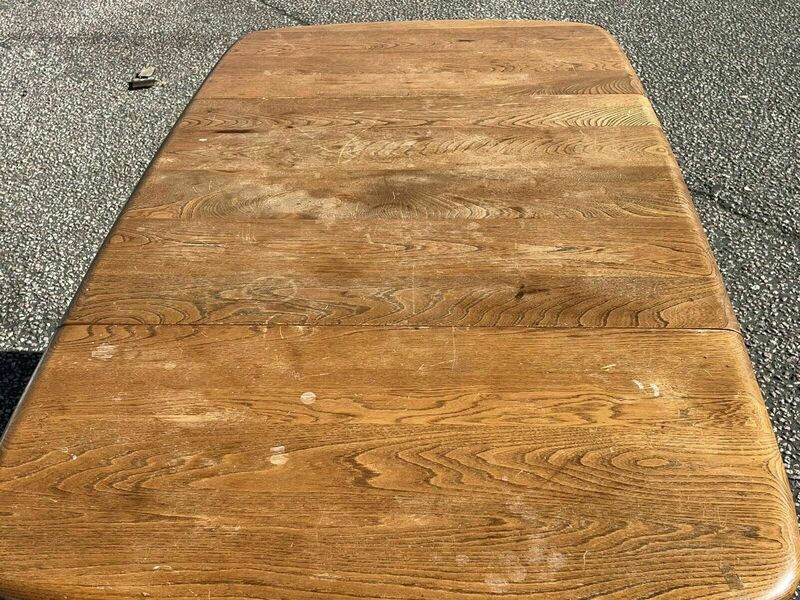 Vintage extending ercol table and chairs – A rare vintage treasure