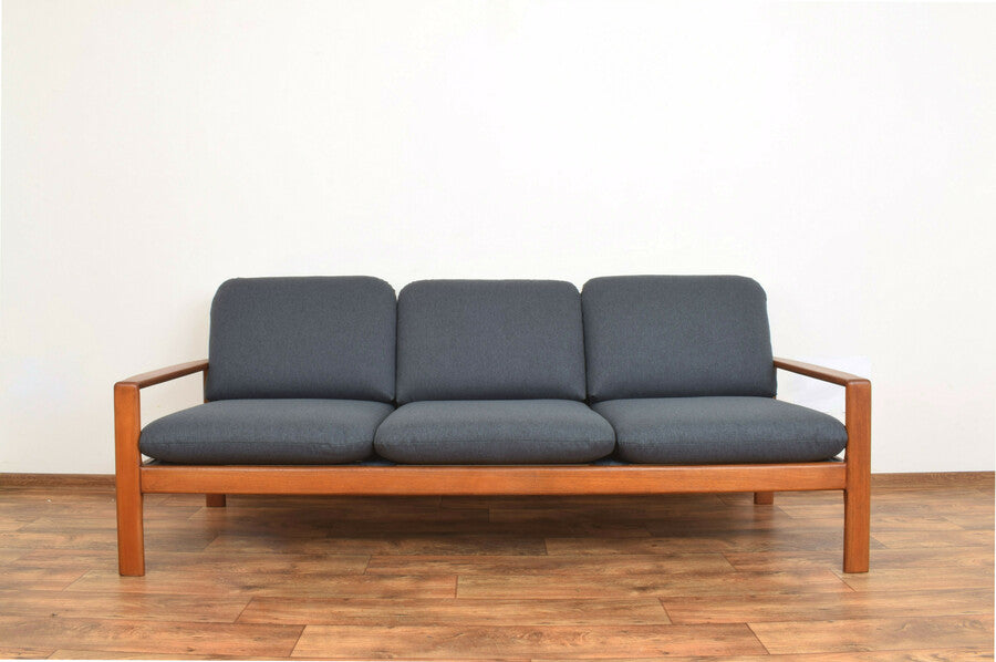 Mid century danish teak sofa, 1970s. – A rare vintage treasure