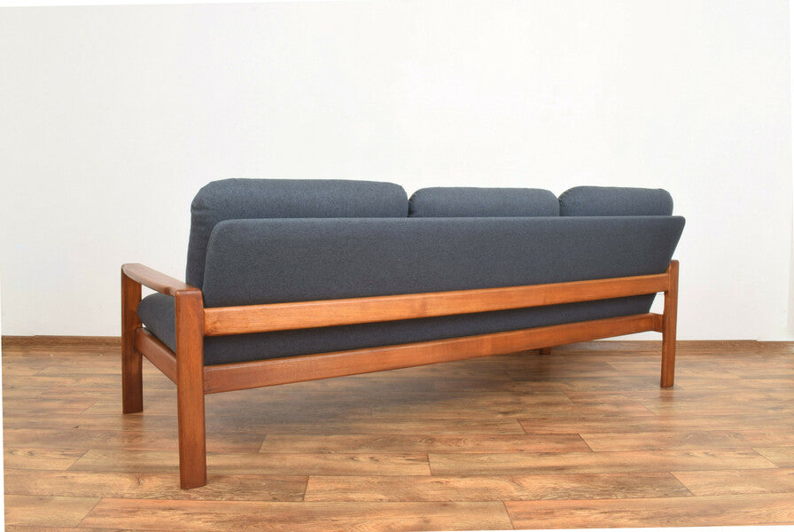 Mid century danish teak sofa, 1970s. – A rare vintage treasure