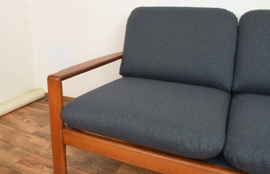 Mid century danish teak sofa, 1970s. – A rare vintage treasure