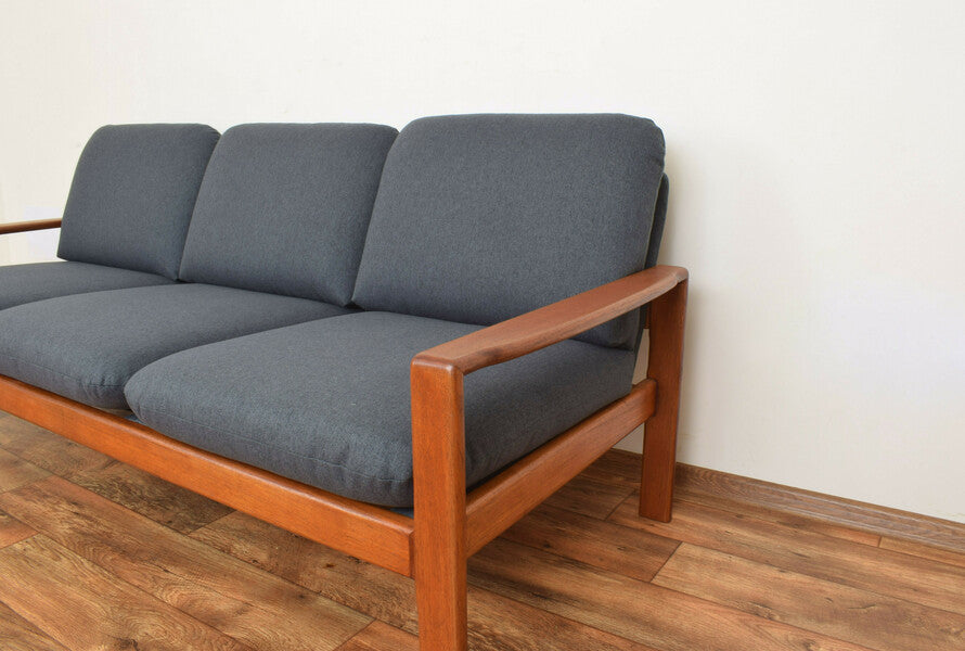 Mid century danish teak sofa, 1970s. – A rare vintage treasure
