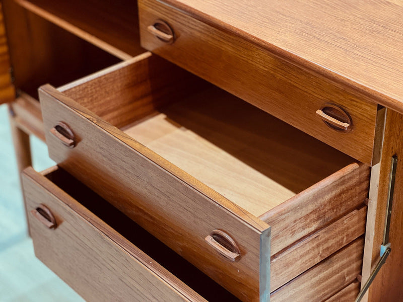 Long sideboard (beithcraft), 1960s – A rare vintage treasure