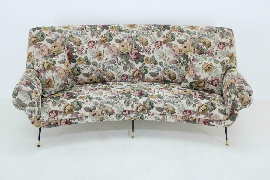 1950s italian curved "banana" 3 seater sofa – A rare vintage treasure