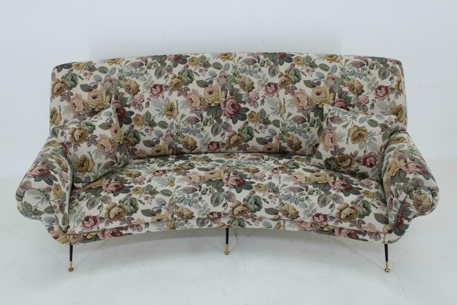 1950s italian curved "banana" 3 seater sofa – A rare vintage treasure