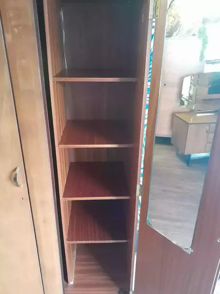 Vintage mid century modern full 4 piece bedroom set by meredew..rare find! – A rare vintage treasure
